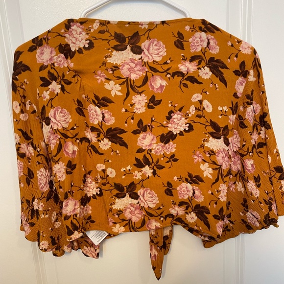 American Eagle Tie Top - Picture 3 of 3